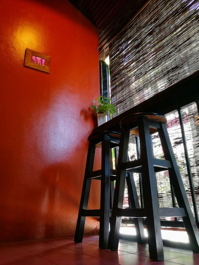 Hoh Guesthouse Chiang Mai Exterior photo